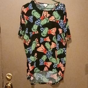 LuLaRoe Short Sleeve Tee Shirt Size Small